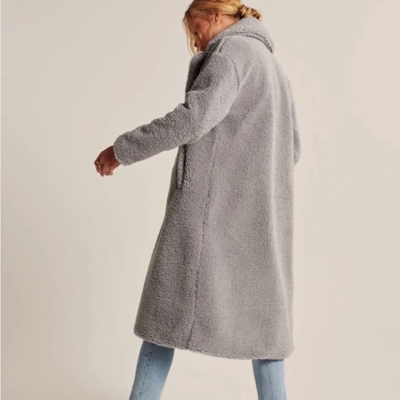 A&F Teddy Long Coat sz small - Picture 5 of 9